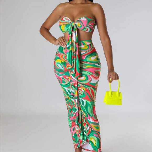 Tie front top - Picture 2 of 6